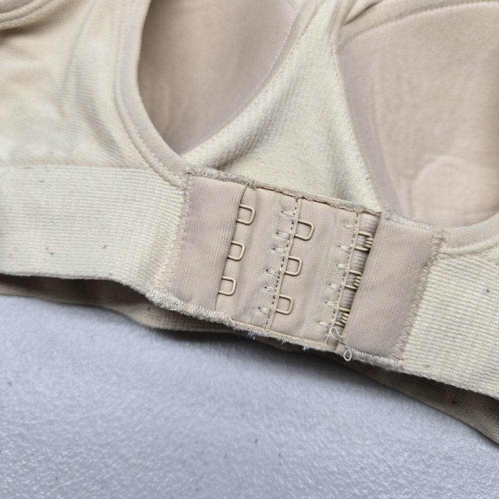 Underoutfit Women Bra S Beige 457 T Shirt Wireless Knit Seamless READ - Picture 9 of 9